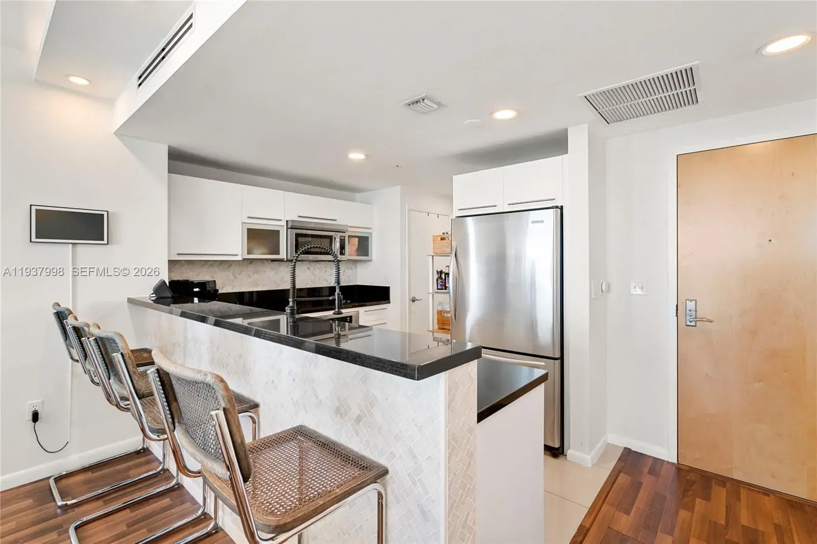 244 Biscayne Blvd # 1703, Miami FL 33132