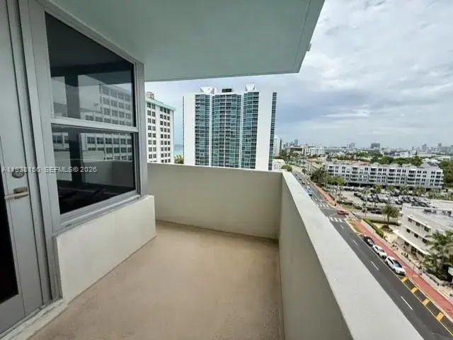 2899 Collins # 1114, Miami Beach FL 33140