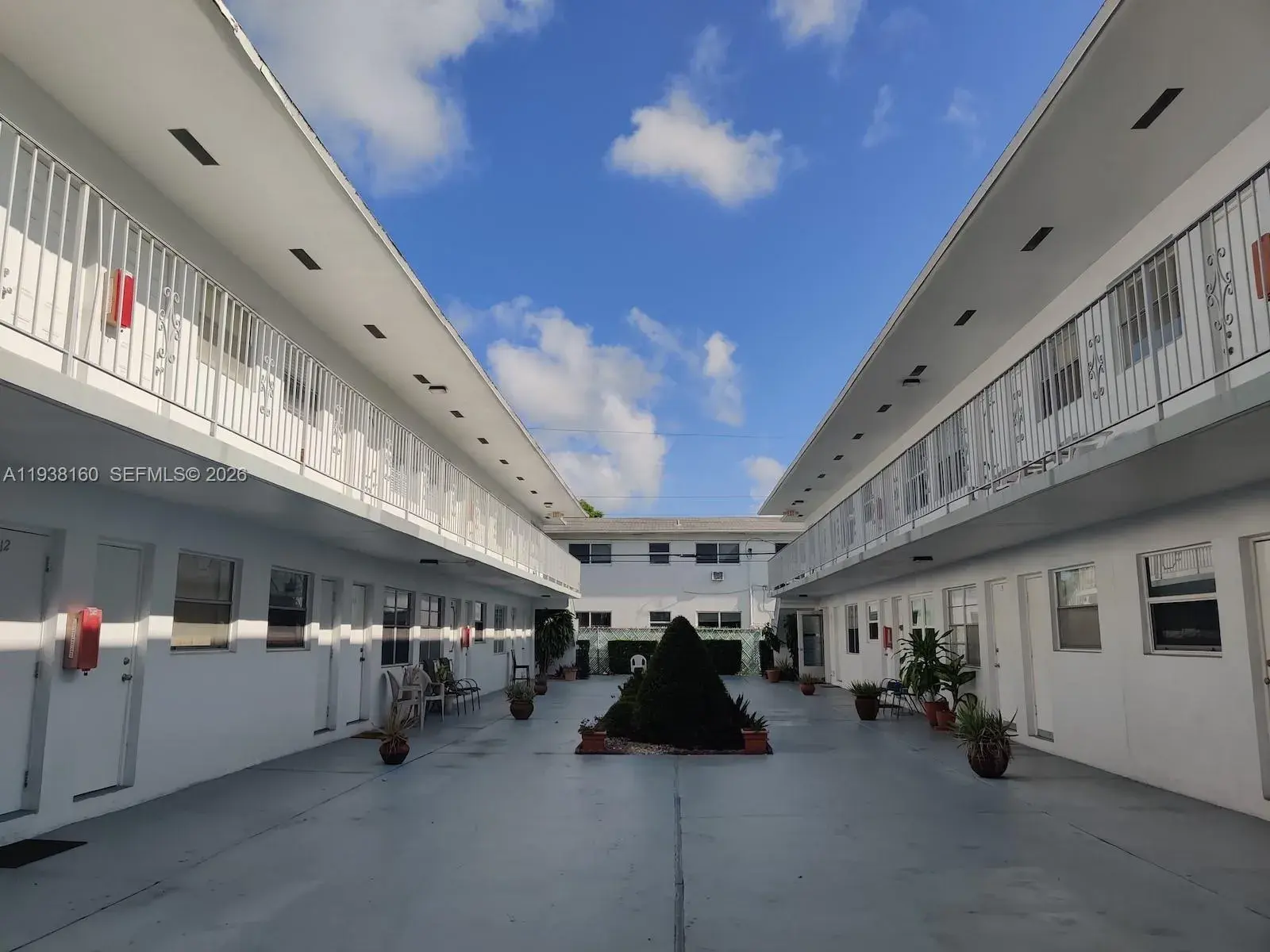 1 bedroom 1 bath Residential for sale at 2826 Van Buren St # 8, Hollywood FL 33020