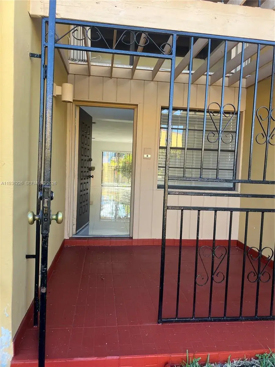 2470 SW 108th Pl # 2470, Miami FL 33165