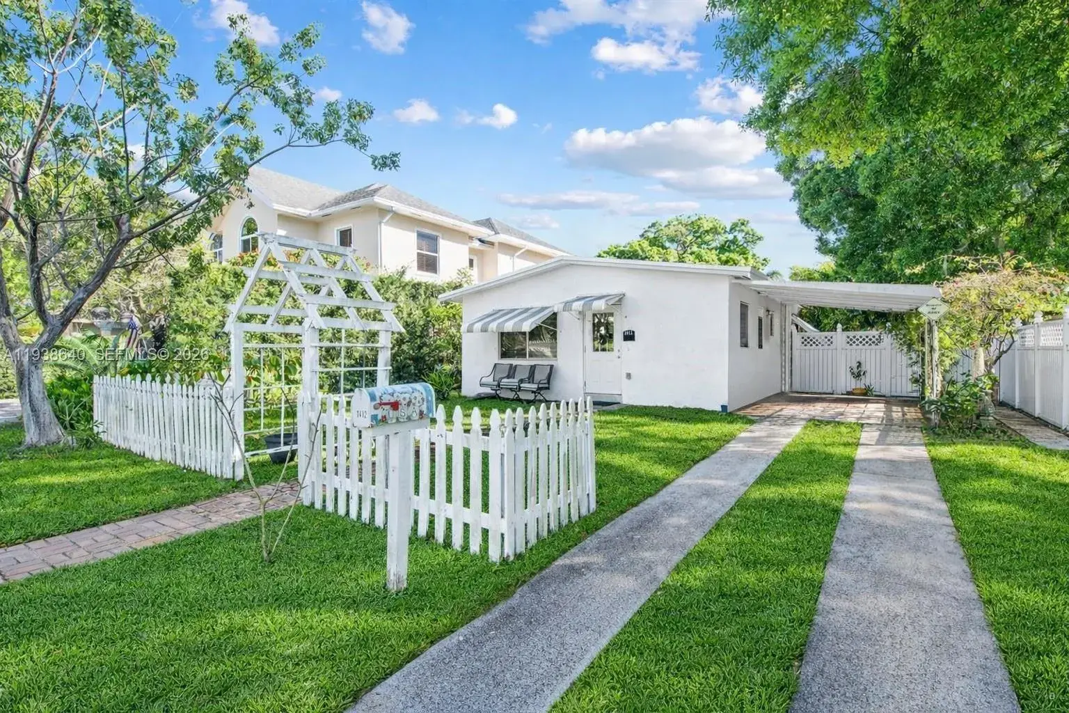 2 bedroom 1 bath Residential for sale at 1412 NE 17th St, Fort Lauderdale FL 33305