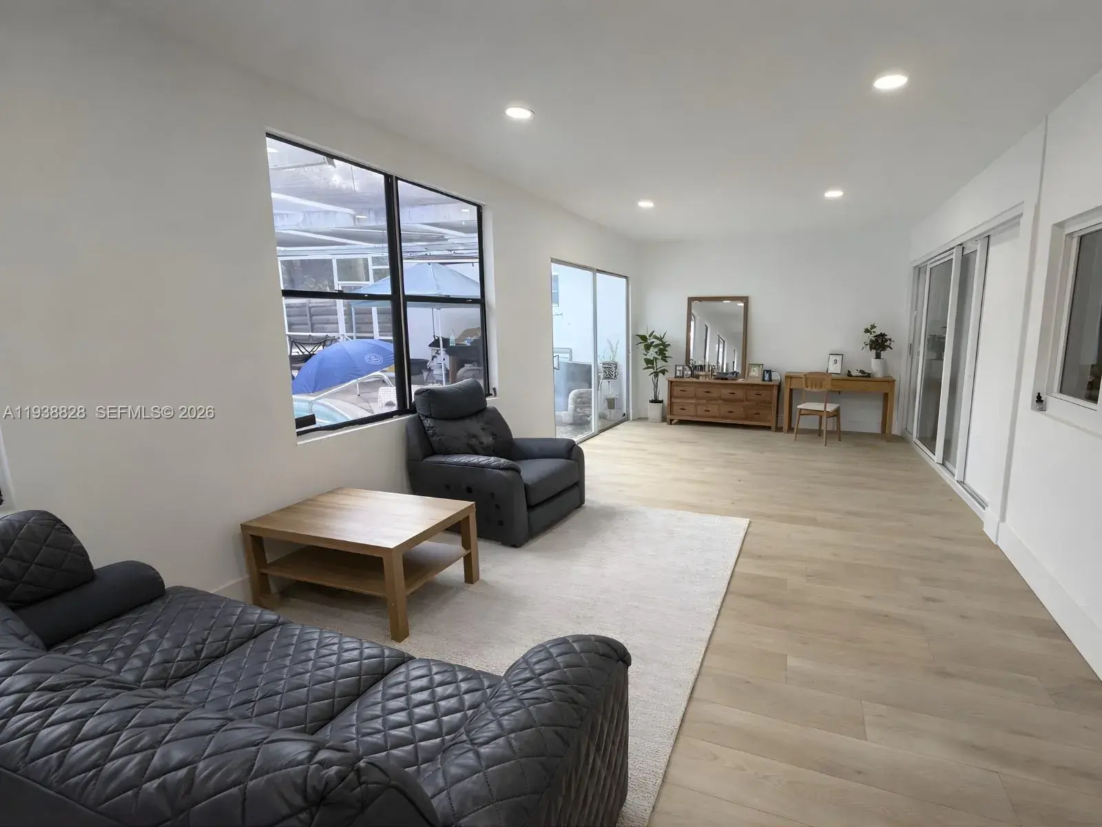 5416 Jefferson St, Hollywood FL 33021