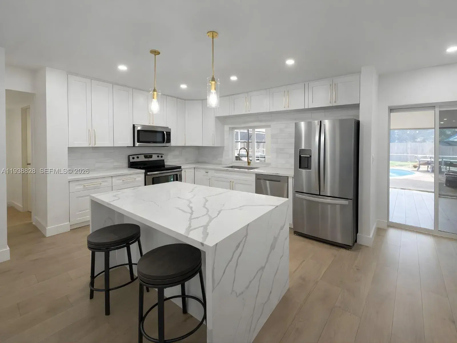 5416 Jefferson St, Hollywood FL 33021