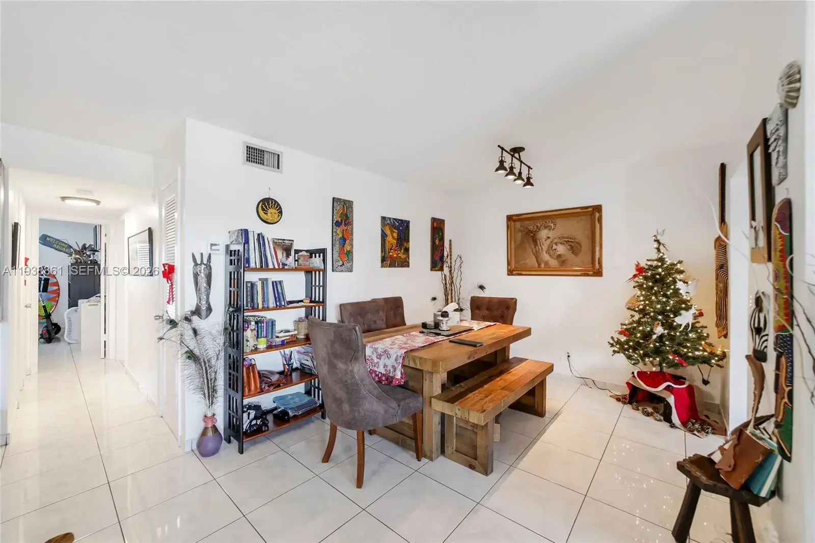 541 Blue Heron # 205C, Hallandale Beach FL 33009