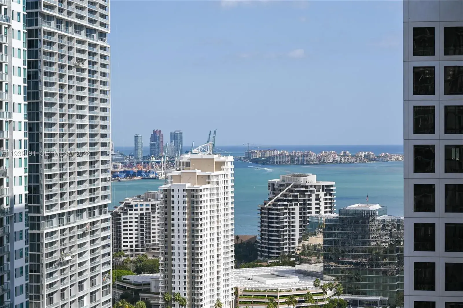 2 bedroom 2 bath Residential for sale at 68 SE 6TH ST # 2507, Miami FL 33131