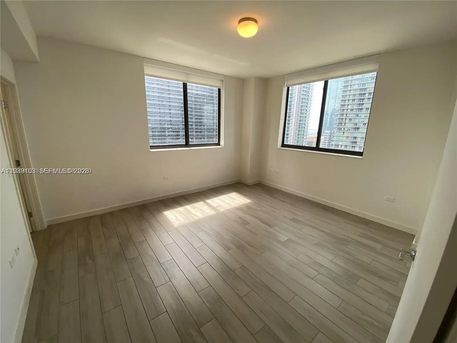 999 SW 1st Ave # 2703, Miami FL 33130