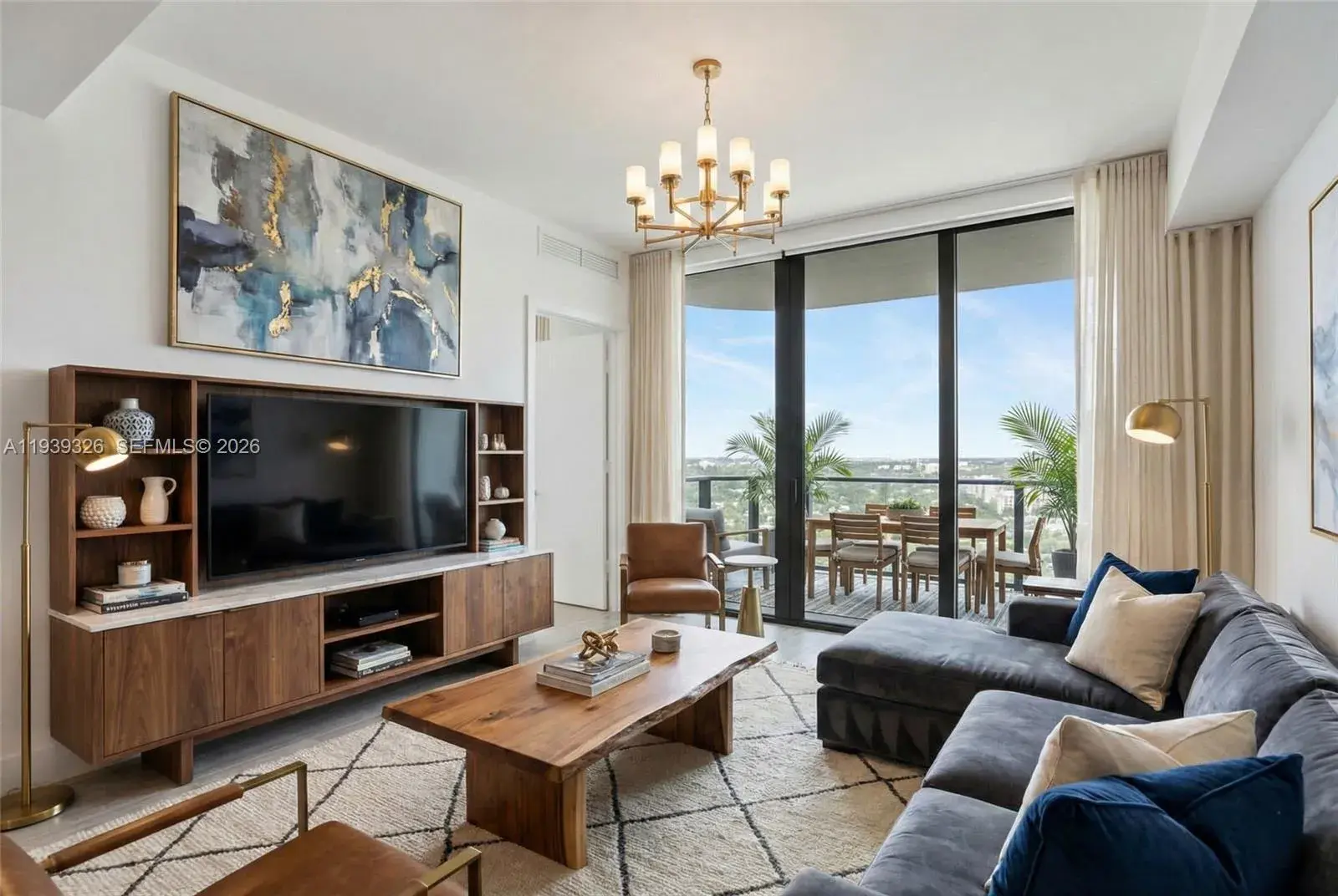 1 bedroom 1 bath Residential for sale at 121 NE 34th St # 2710, Miami FL 33137