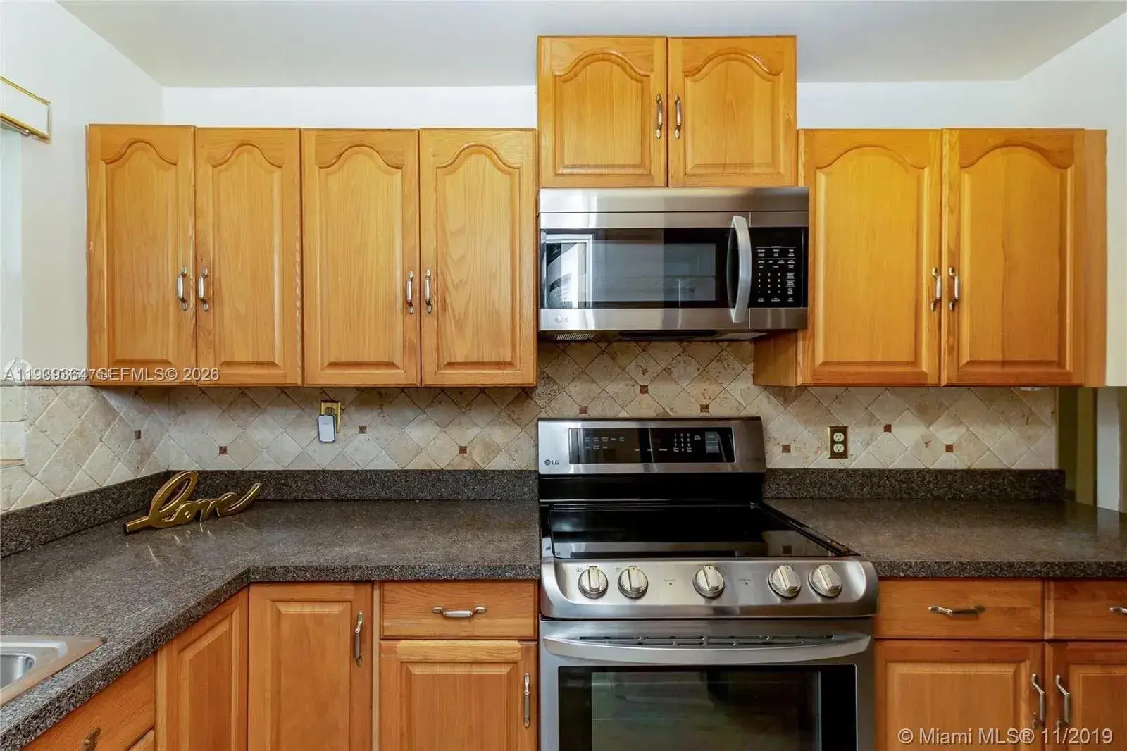 270 Layne Blvd # 102, Hallandale Beach FL 33009