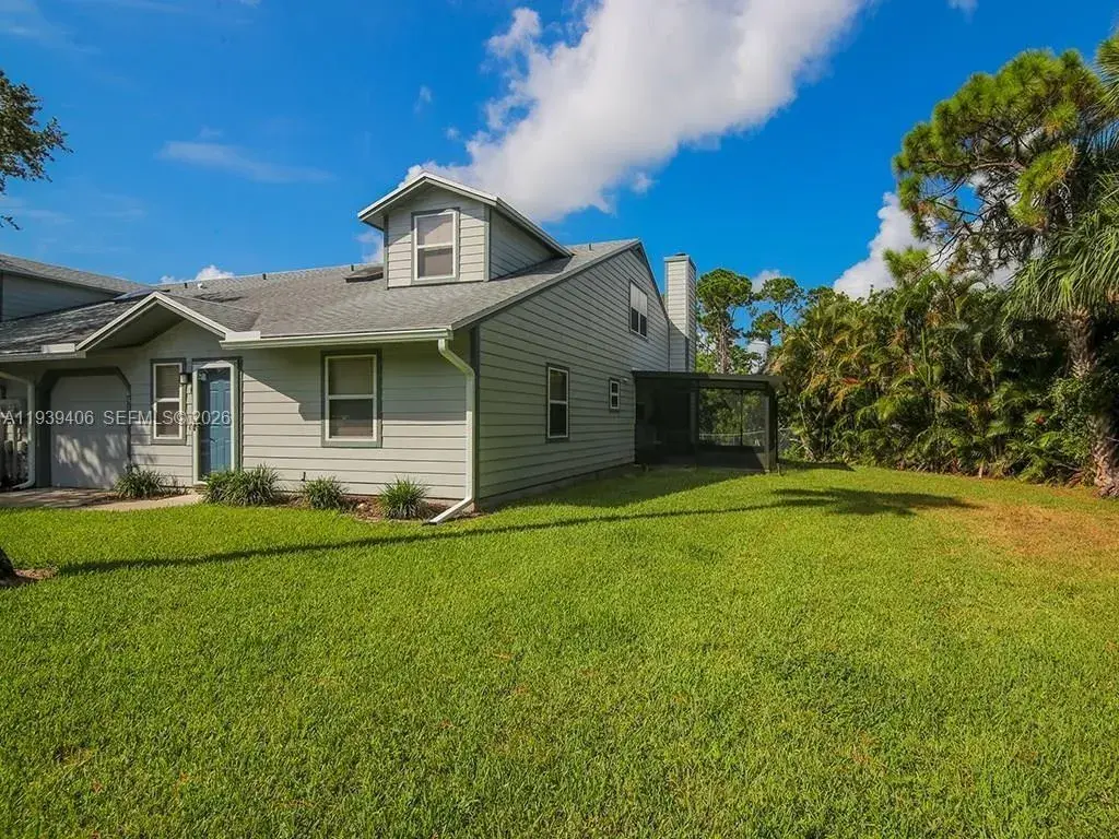 651 NE Wax Myrtle Way, Jensen Beach FL 34957