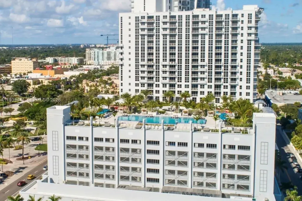 1776 Polk St # 1405, Hollywood FL 33020