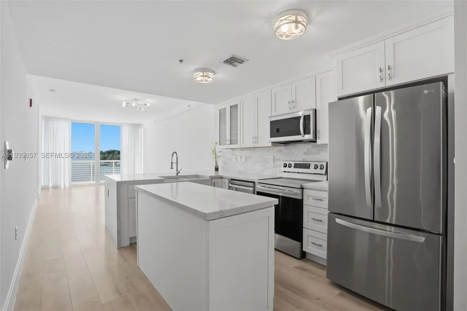 2 bedroom 2 bath Residential for sale at 6580 Indian Creek Dr # 304, Miami Beach FL 33141