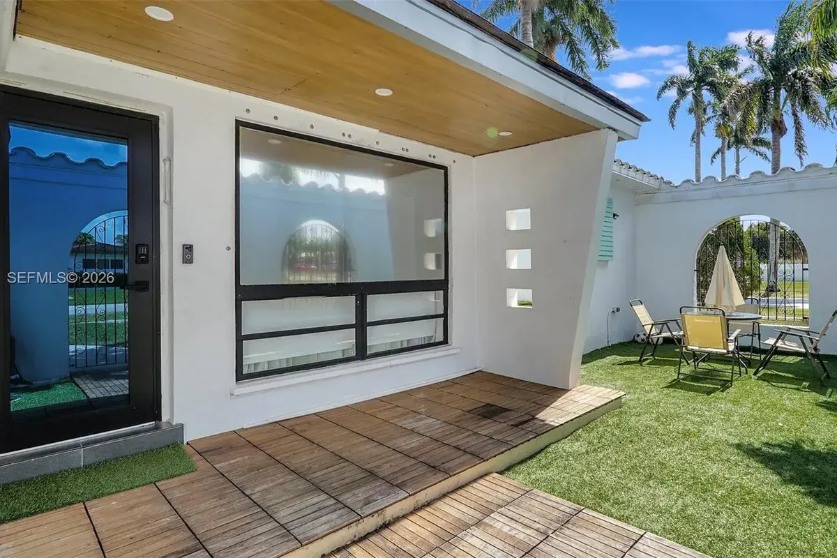 603 N 32nd Ave, Hollywood FL 33021