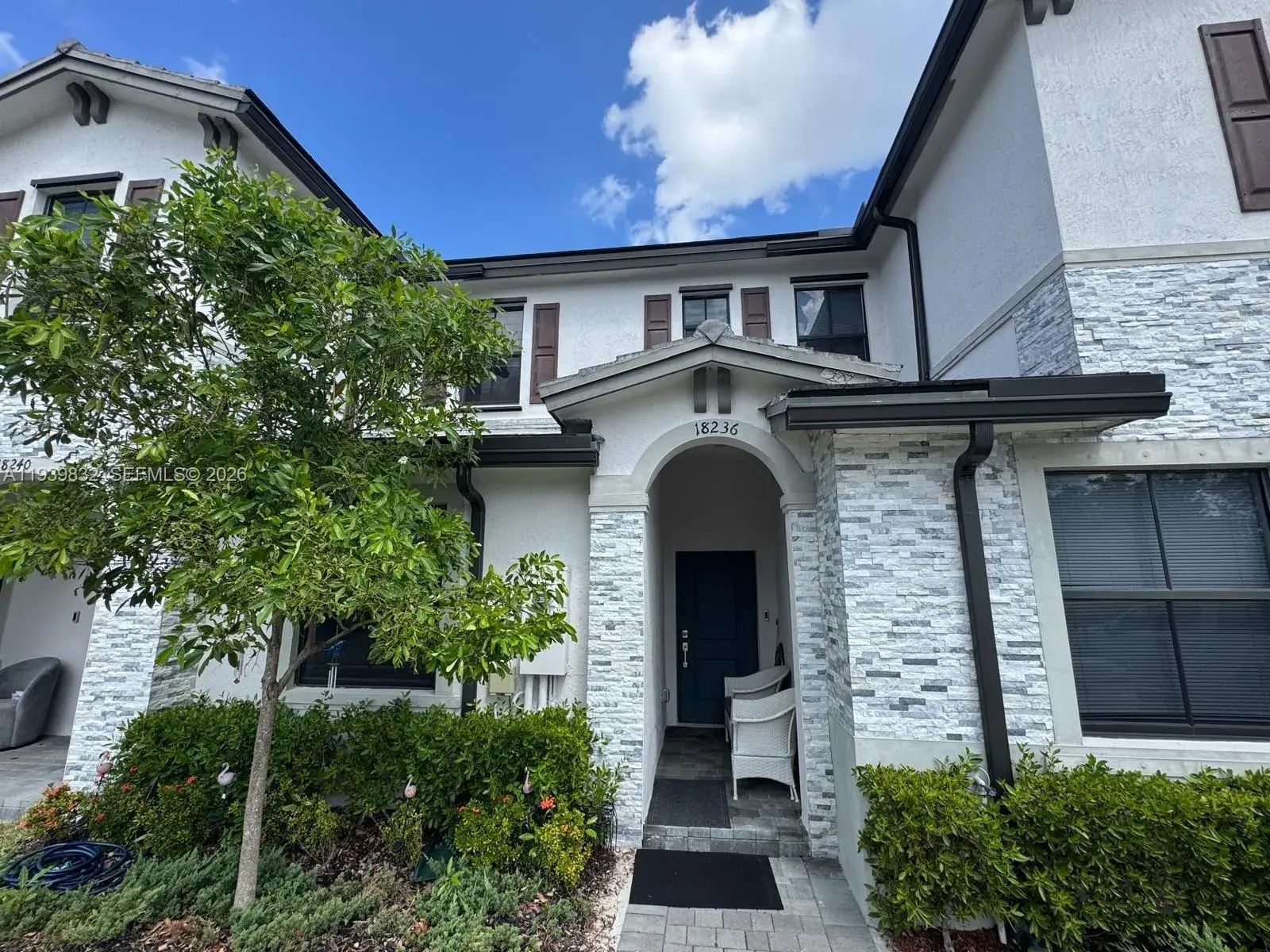 3 bedroom 3 bath Residential for sale at 18236 SW 148th Rd, Miami FL 33187