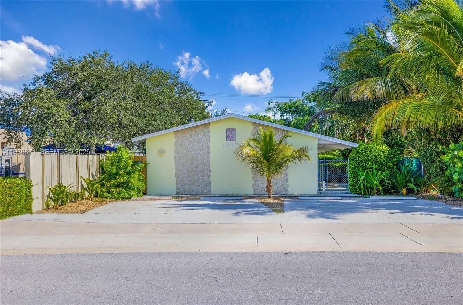 Residential Income for sale at 1008 18th Ave N, Lake Worth FL 33460