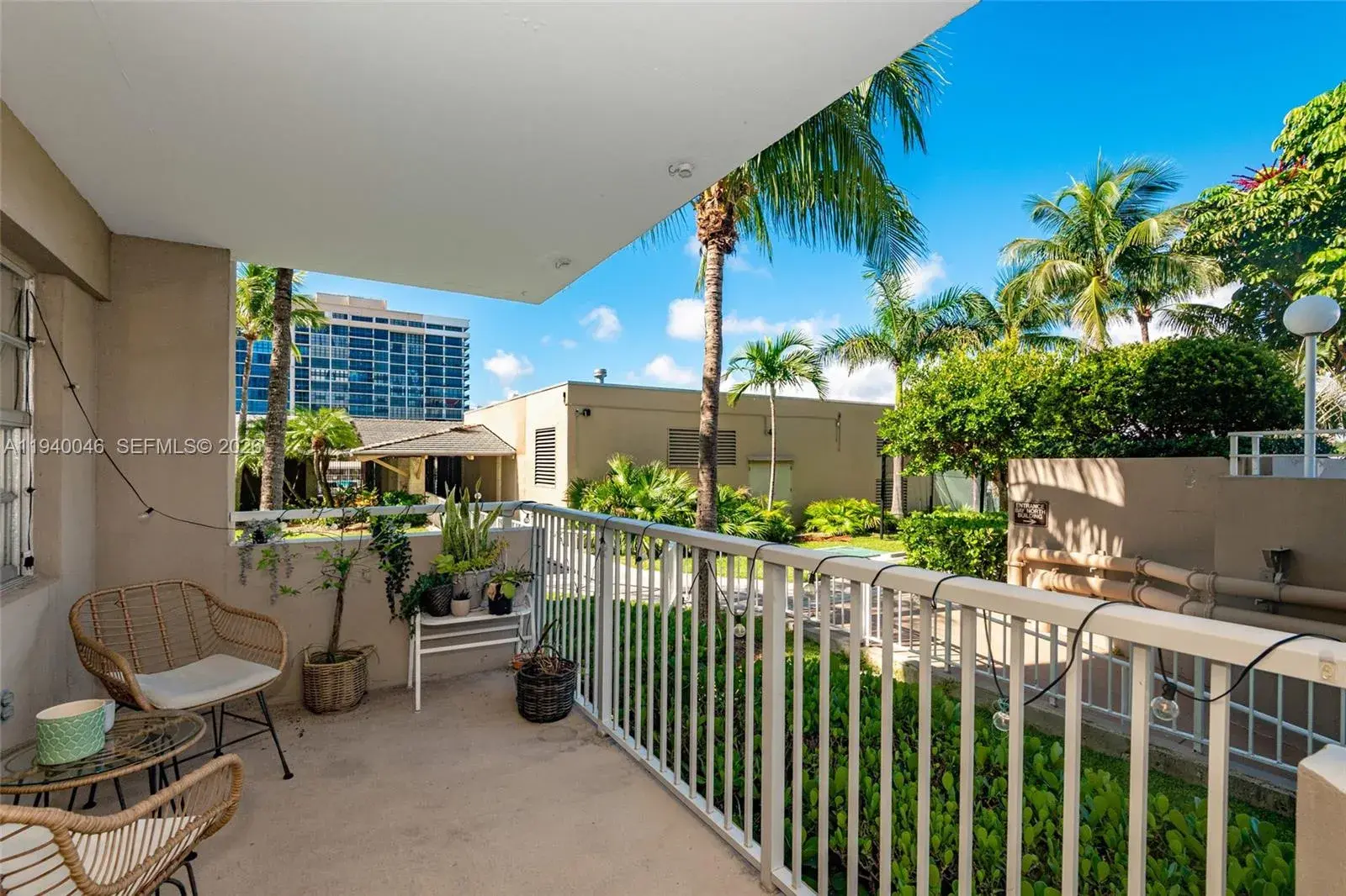 1965 S Ocean Dr, Hallandale Beach FL 33009
