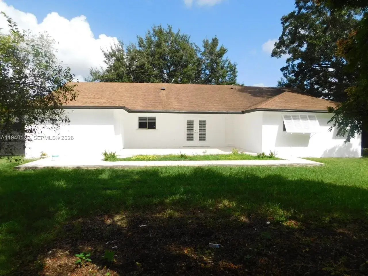 4 bedroom 2 bath Residential Lease for rent at 16240 SW 286th St, Homestead FL 33033