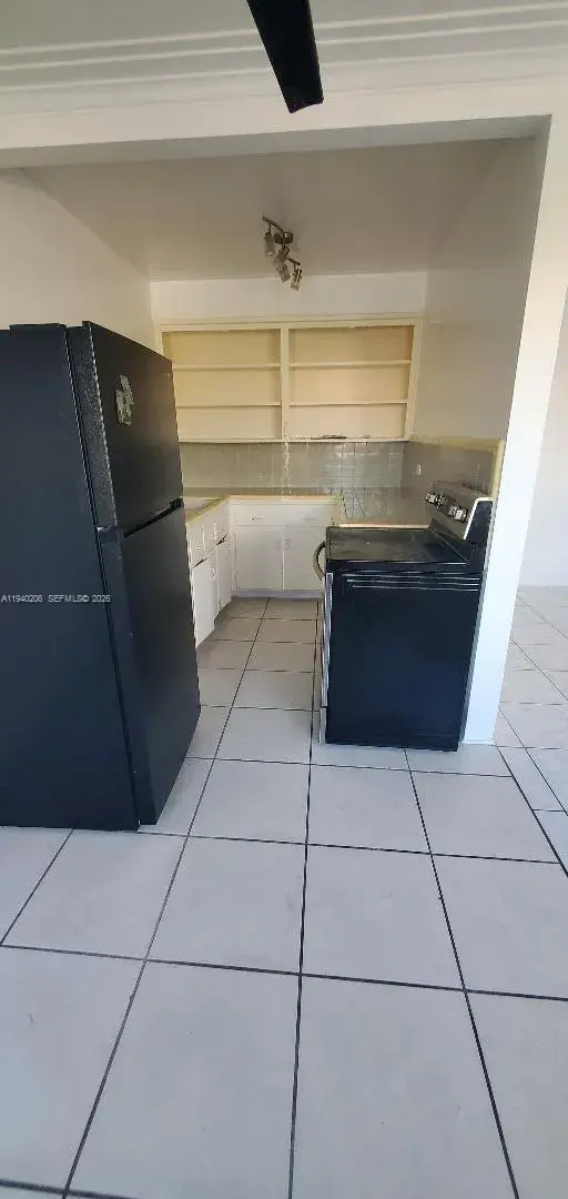 1 bedroom 1 bath Residential Lease for rent at 346 86th St # 6, Miami Beach FL 33141