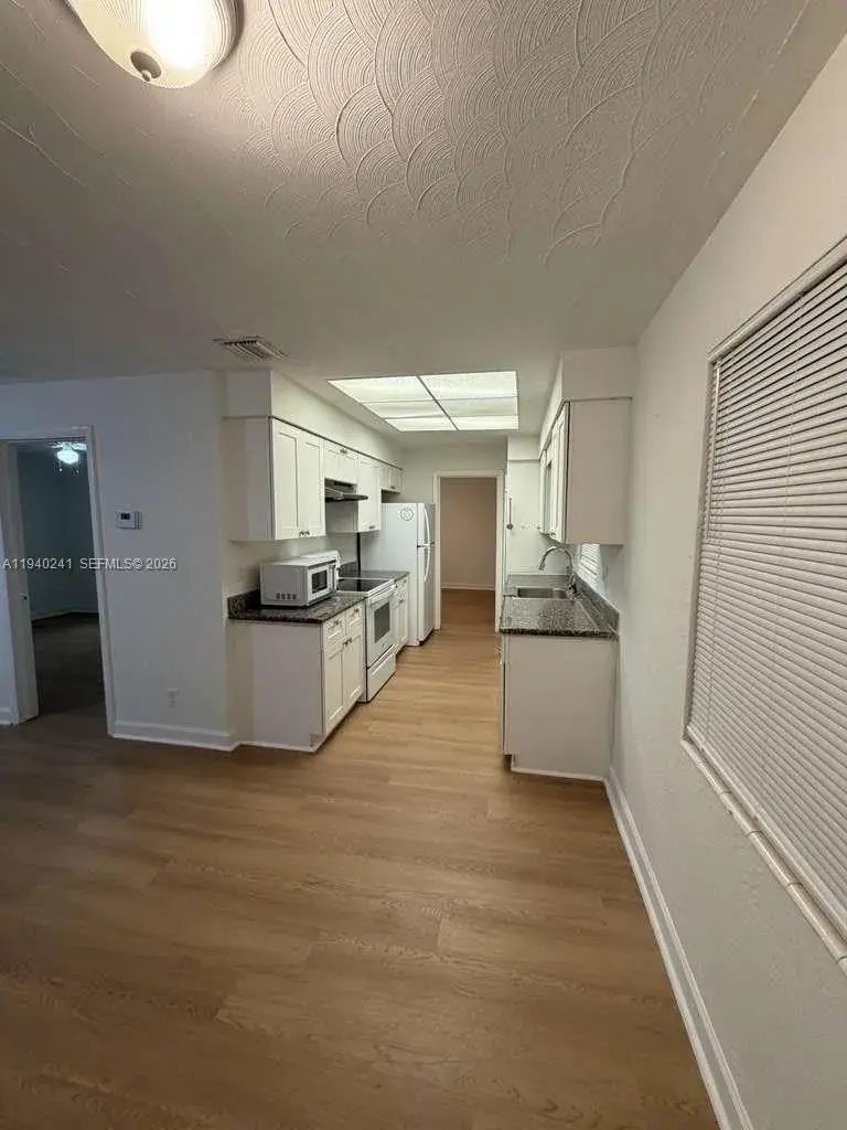 1221 NW 5th Ave, Fort Lauderdale FL 33311