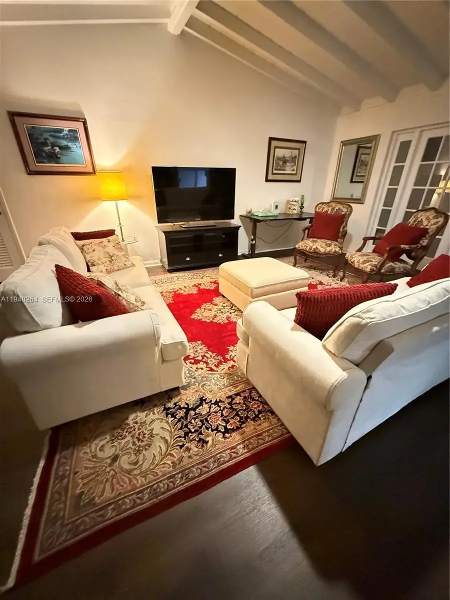 2036 NE 21st Ave # 2, Fort Lauderdale FL 33305