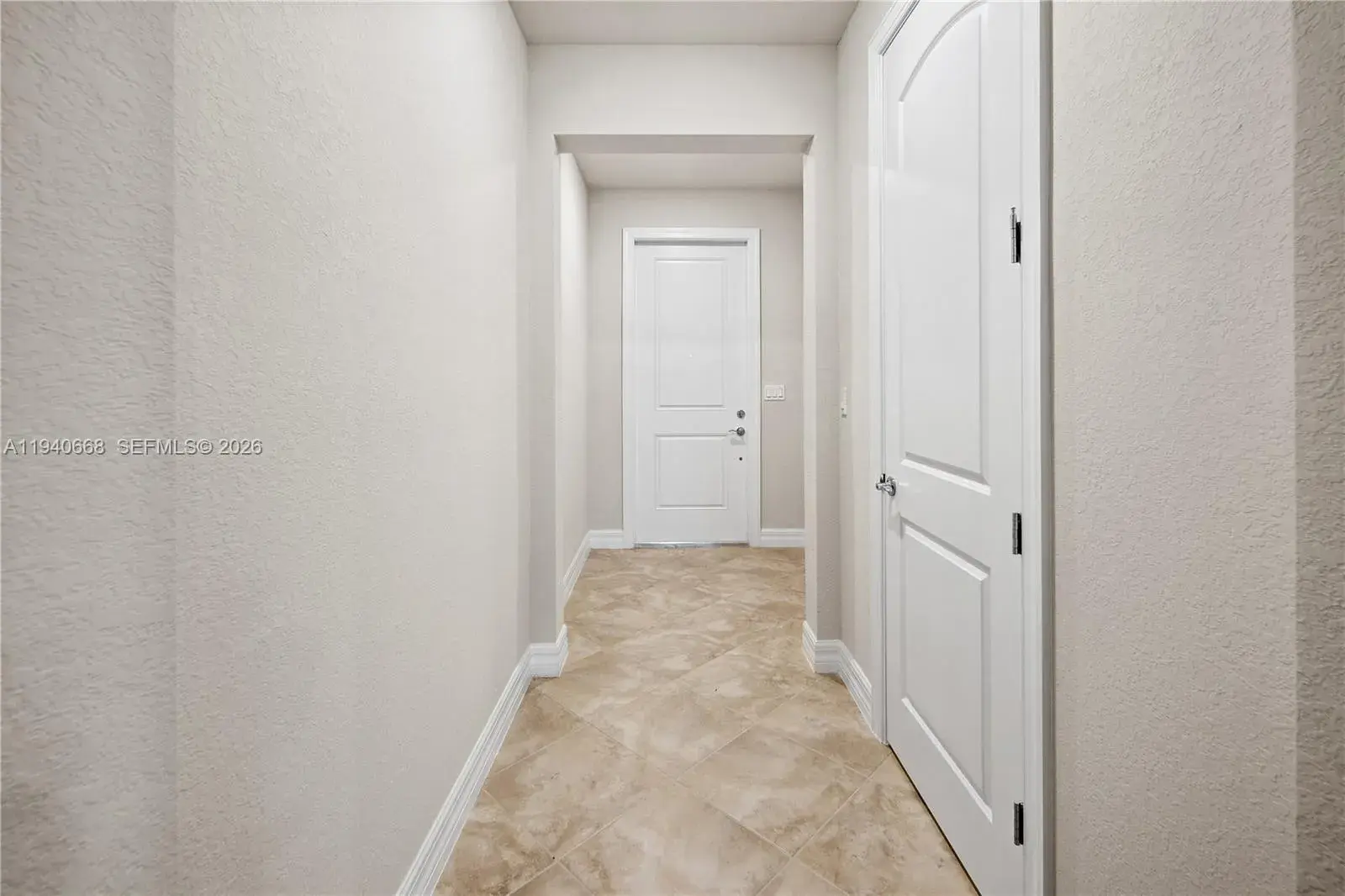 4488 E Appleton Cir E, Oakland Park FL 33309