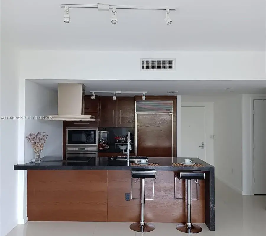 495 E Brickell Ave # 509, Miami FL 33131