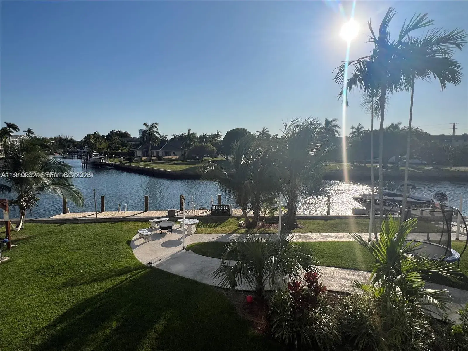 1 bedroom 1 bath Residential Lease for rent at 455 GOLDEN ISLE # 207, Hallandale Beach FL 33009