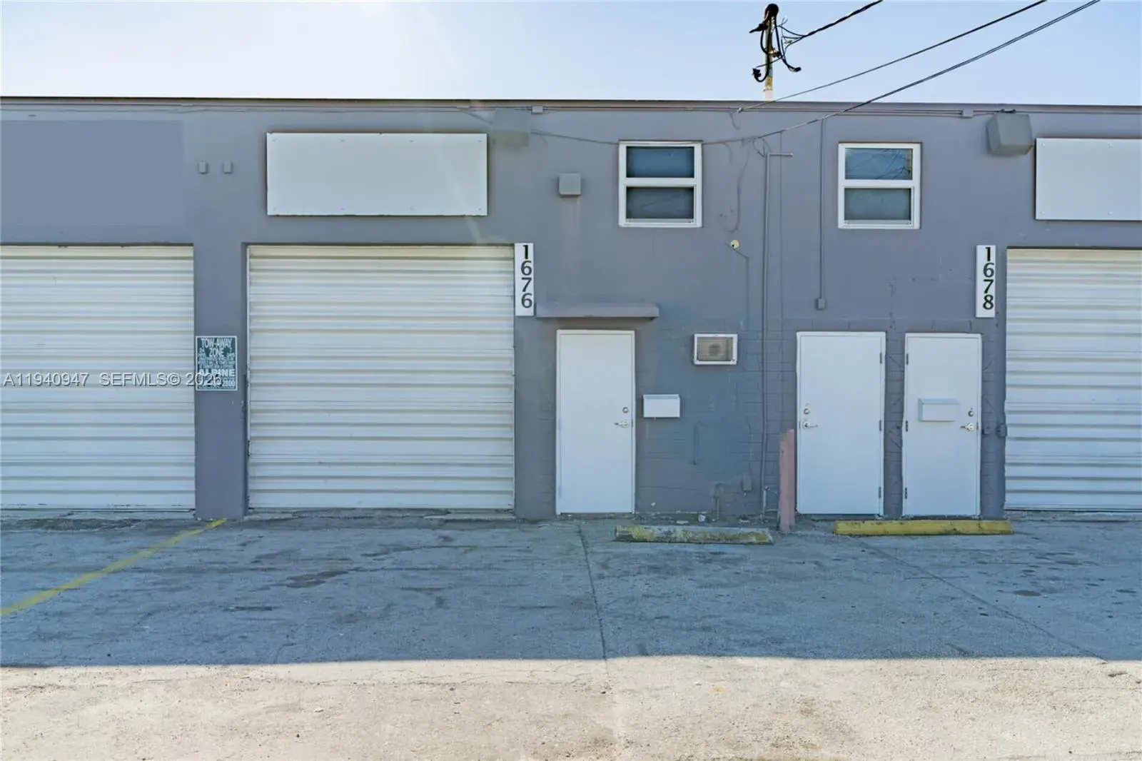 Commercial Sale for sale at 1676 W 31st Pl # 1676, Hialeah FL 33012