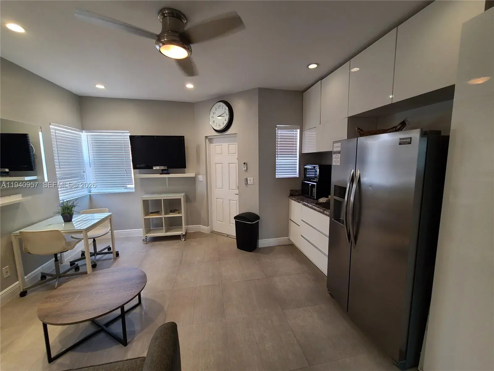321 Hayes St # 8, Hollywood FL 33019