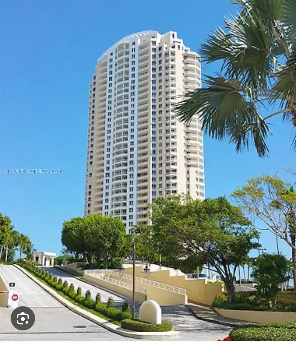 808 Brickell Key Dr # 1202, Miami FL 33131