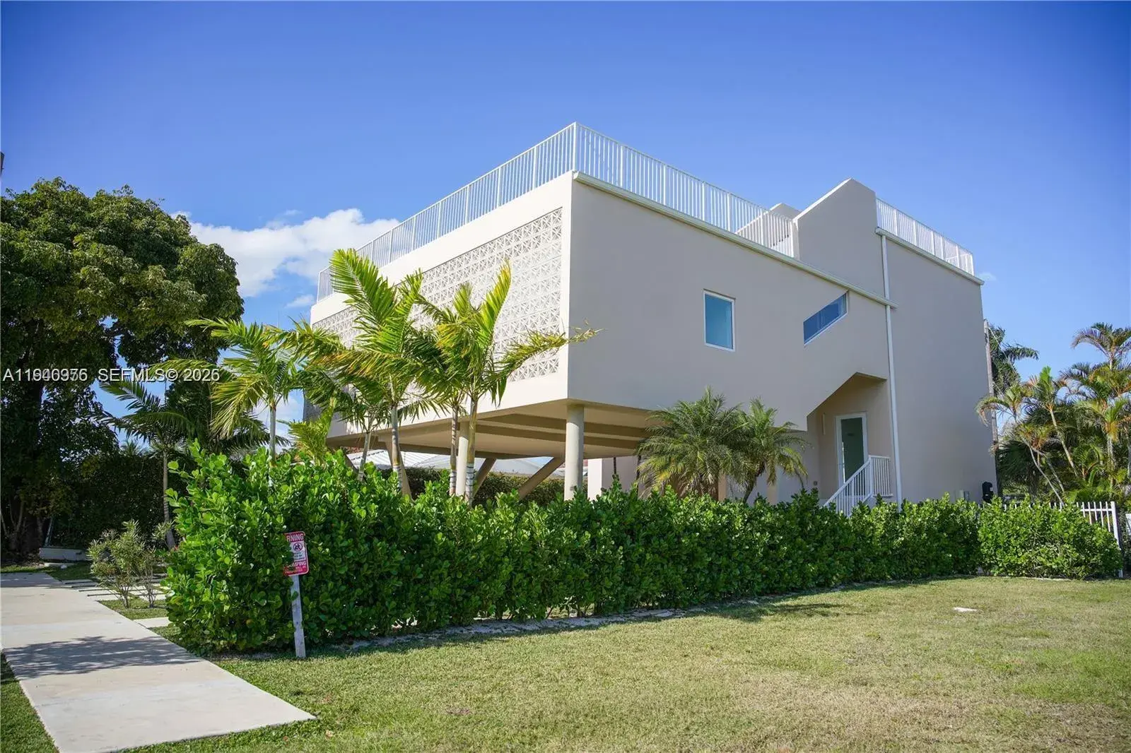 1065 NE Little River Dr, Miami FL 33138