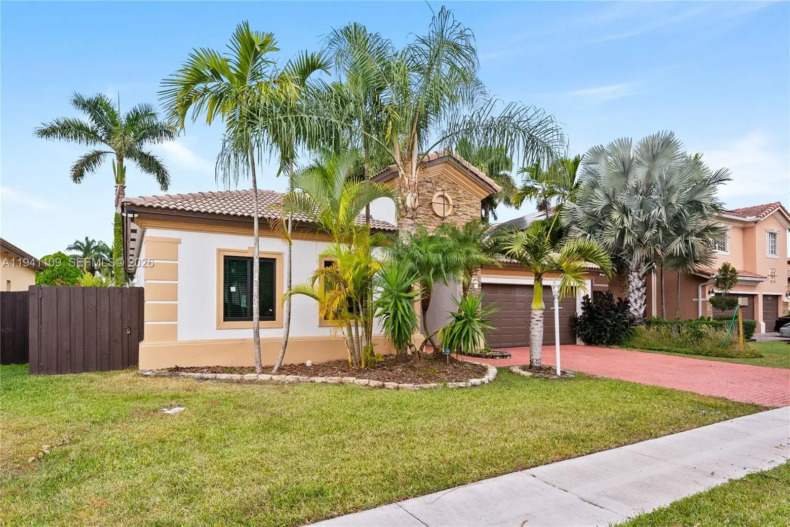 918 NE 36th Ave, Homestead FL 33033