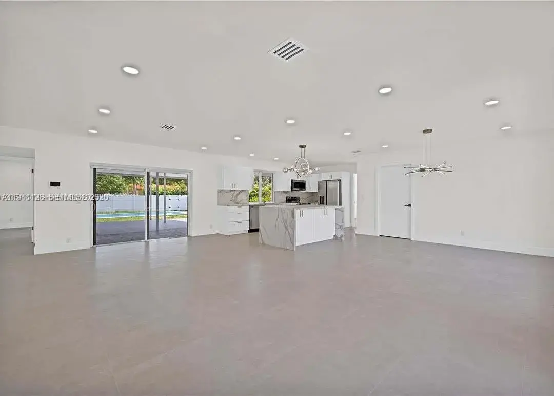 3917 Adams St, Hollywood FL 33021