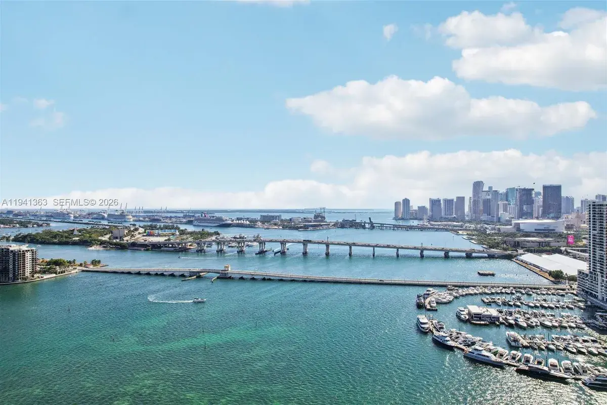 1750 N Bayshore Dr # 4210, Miami FL 33132