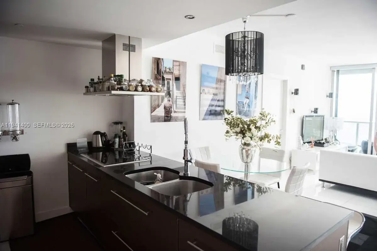 495 Brickell Ave # 3805, Miami FL 33131