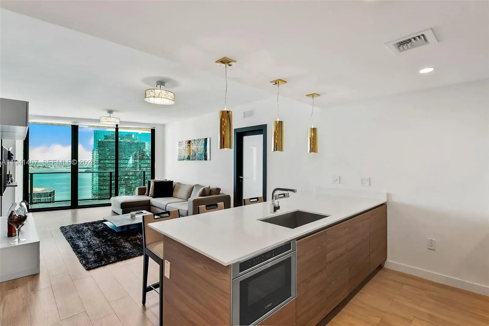 2 bedroom 2 bath Residential for sale at 1300 S Miami Ave # 3902, Miami FL 33130