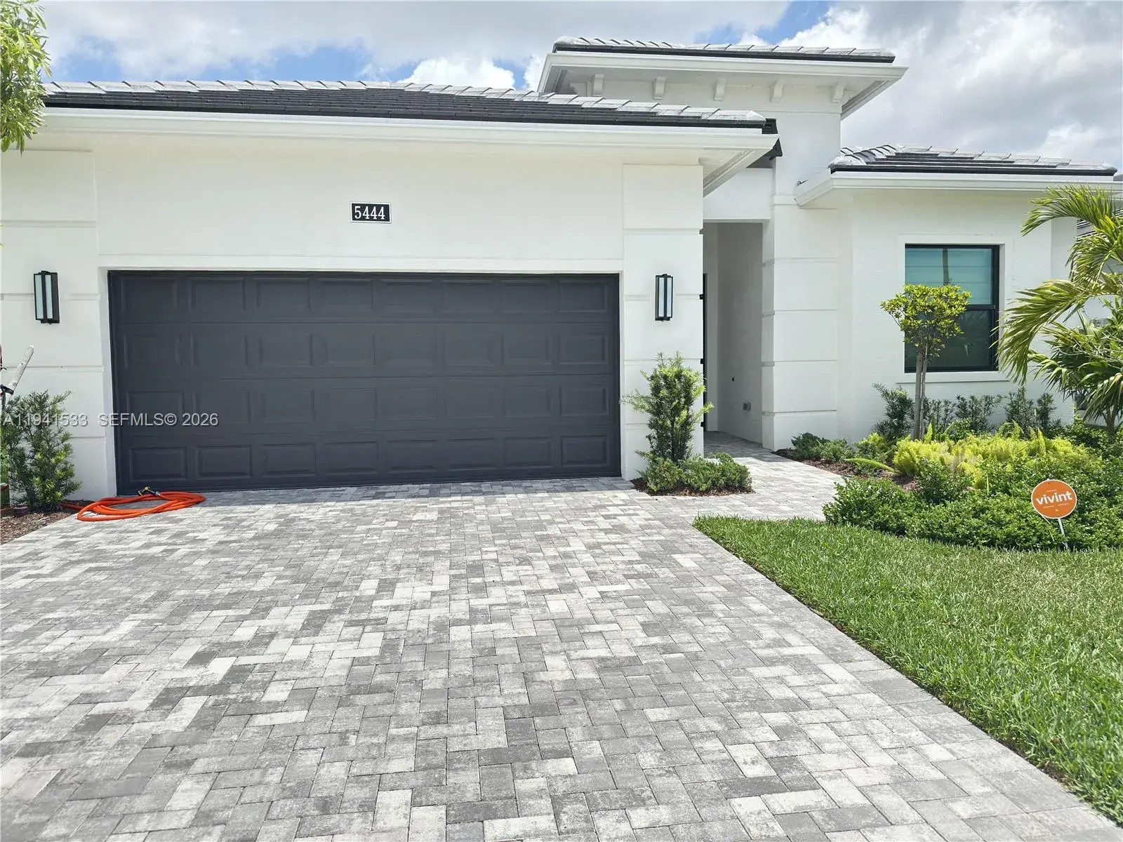 3 bedroom 3 bath Residential for sale at 5444 SW Saint Armands Way, Westlake FL 33470