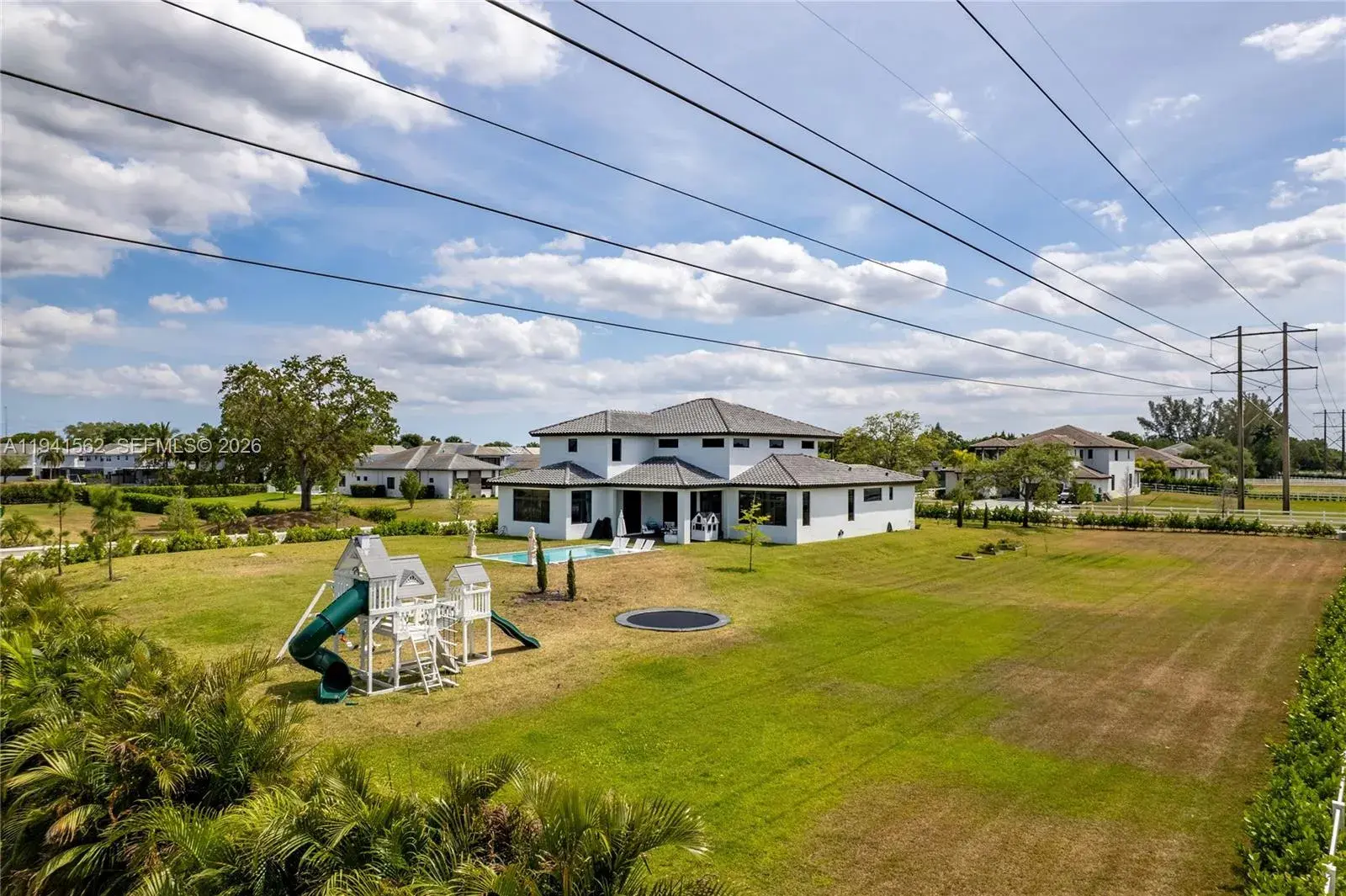 15821 SW 49th St, Southwest Ranches FL 33331