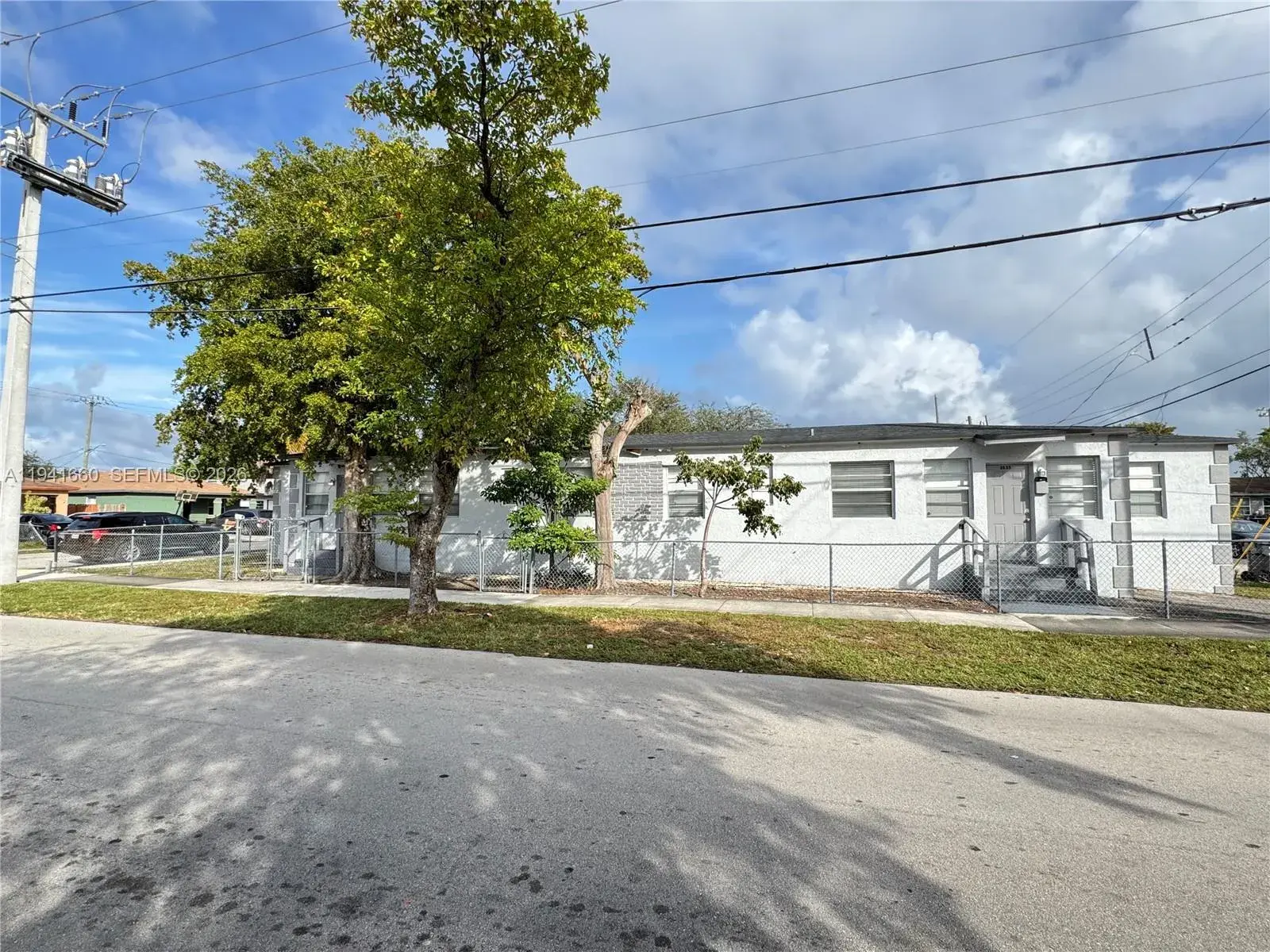 Residential Income for sale at 2525 N 23rd Ave, Hollywood FL 33020