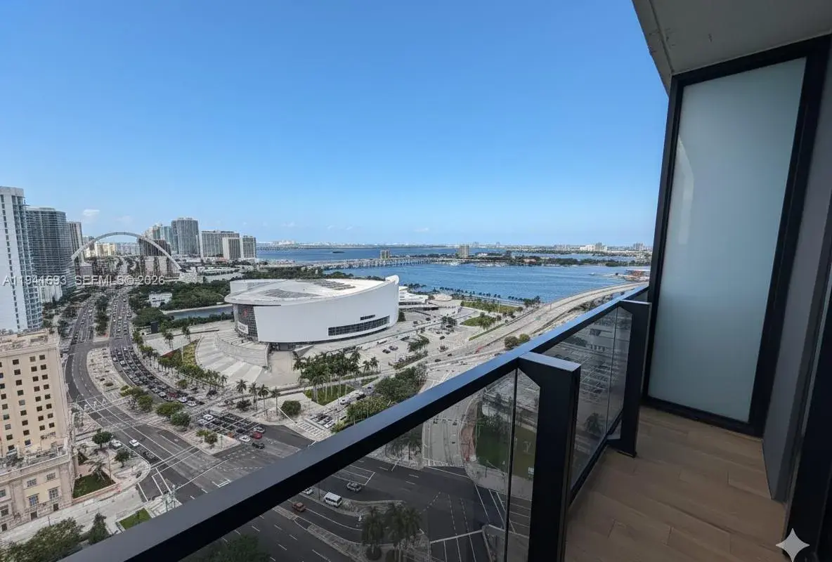 398 NE 5th St # 1905, Miami FL 33132