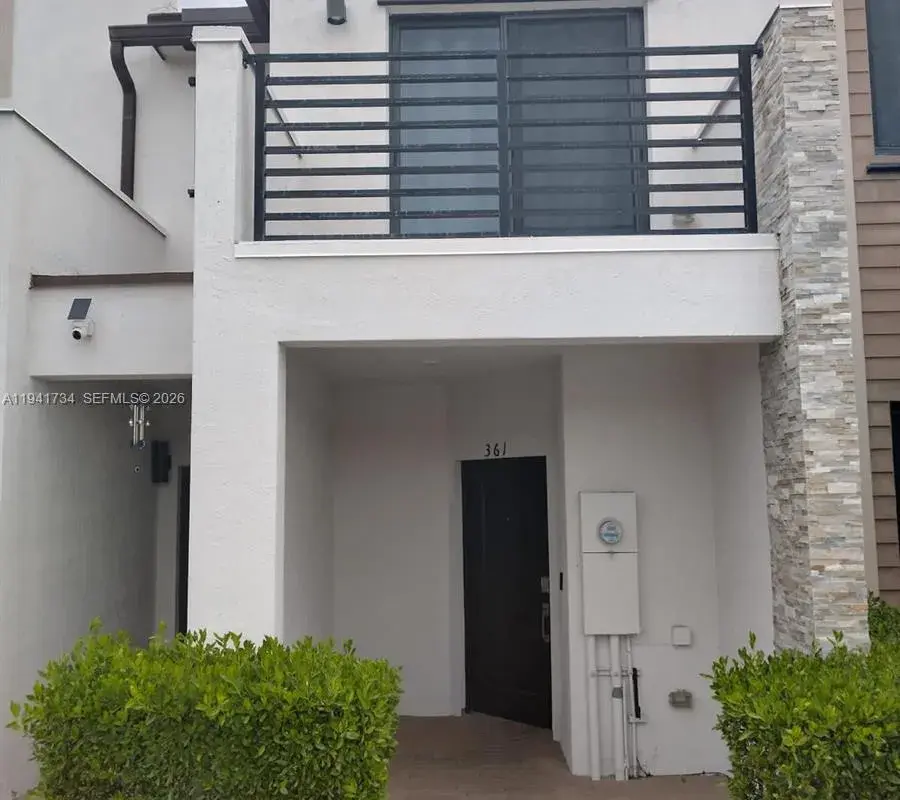 361 NE 208th Ter, Miami FL 33179