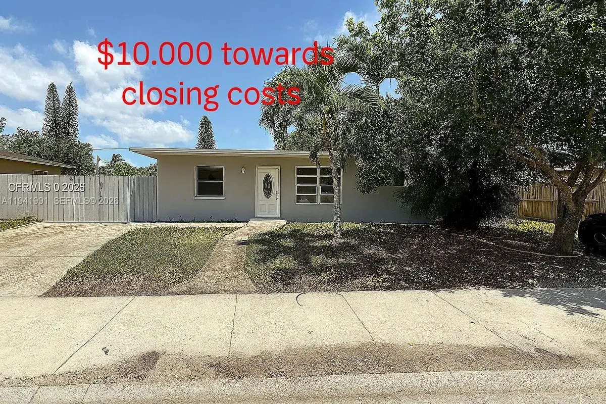 5621 Cleveland St, Hollywood FL 33021