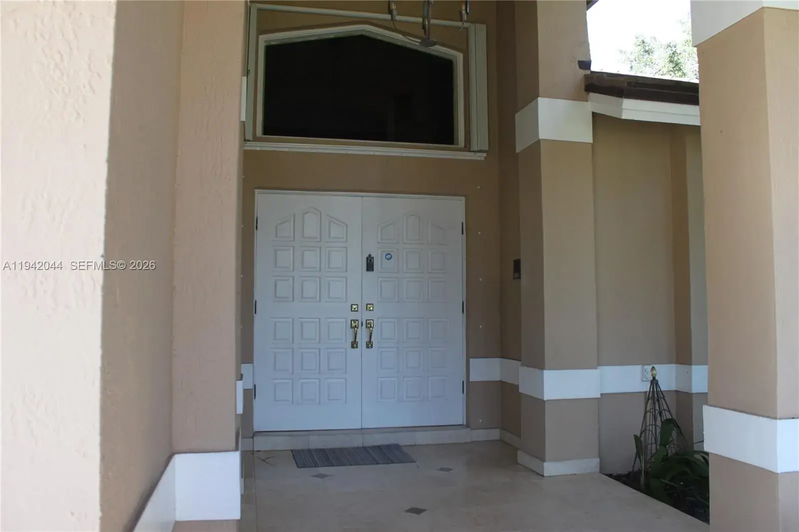 7439 SW 168th Ter, Palmetto Bay FL 33157 photo 4
