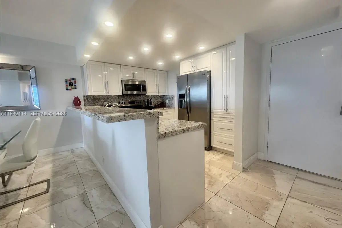 3800 S Ocean Dr # 519, Hollywood FL 33019