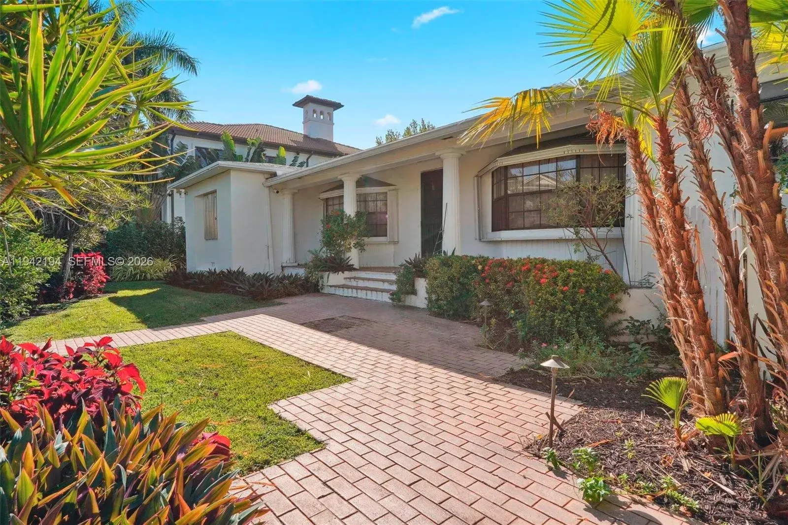 3 bedroom 3 bath Residential for sale at 335 Coral Way, Fort Lauderdale FL 33301