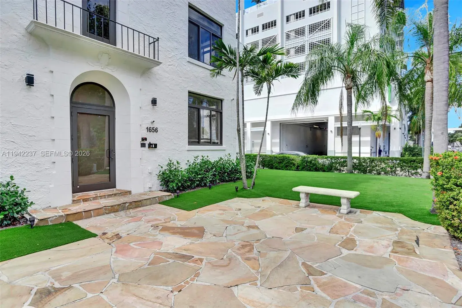 1656 Polk St # 1, Hollywood FL 33020