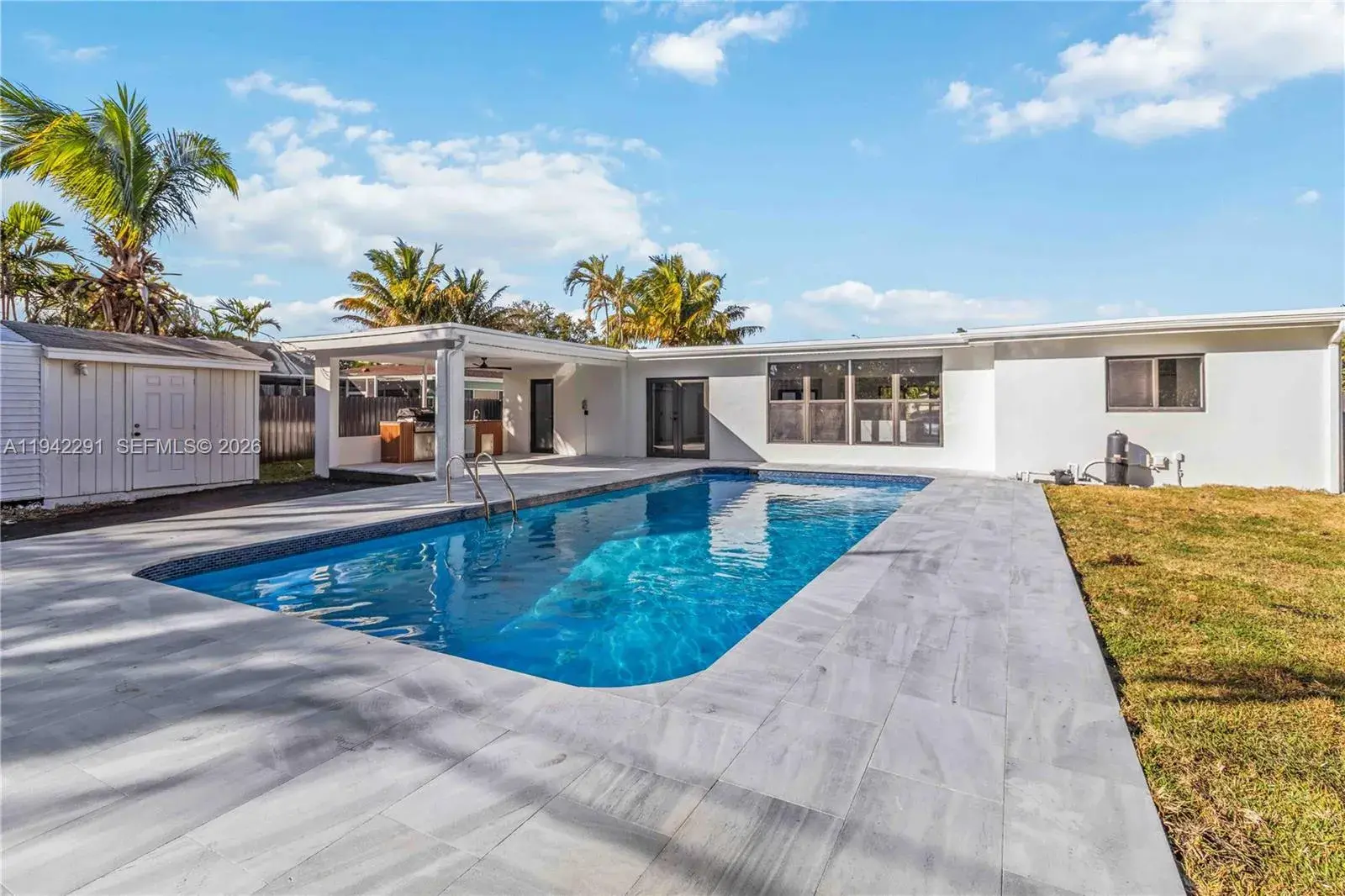 5420 Lincoln St, Hollywood FL 33021