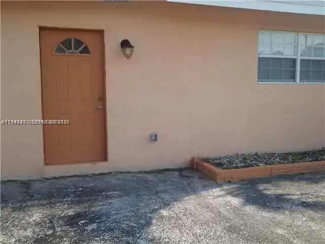 2020 NE 26 st, Fort Lauderdale FL 33305