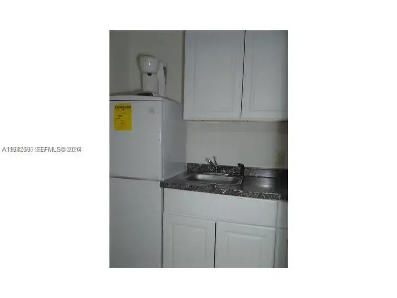 2020 NE 26 st, Fort Lauderdale FL 33305