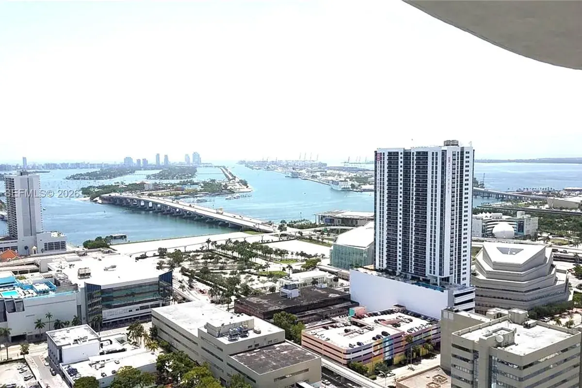 1600 NE 1st Ave # 3703, Miami FL 33132