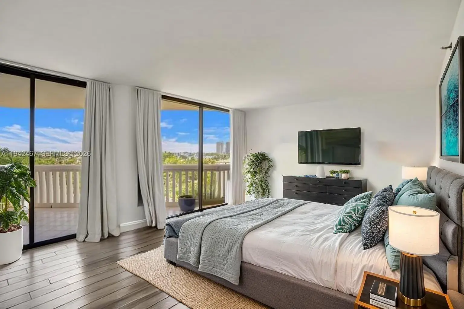 1000 E Island Blvd # 503, Aventura FL 33160